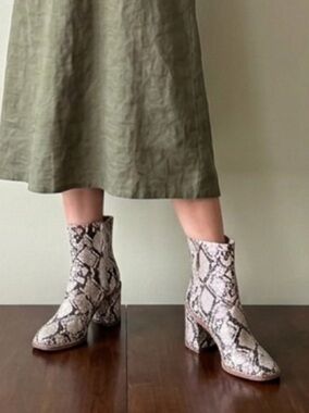 Time Tru Snake-Print Ankle Boots Beige Black brown Sz7 bold nightlife